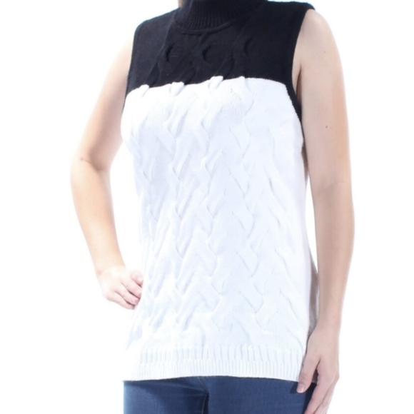 Calvin Klein Women's Sweatshirt - Picture 1 of 5